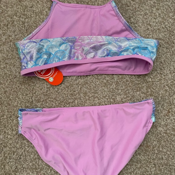 Girls bathing suit - Picture 2 of 2